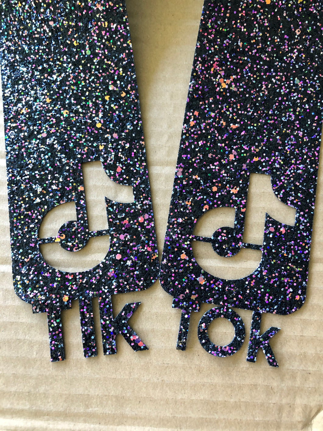 TikTok Cut Out - Black Chunky Glitter